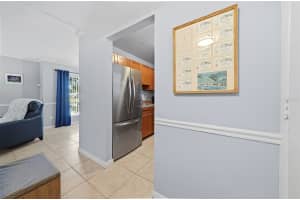 10433 CARROLLBROOK COURT, TAMPA, FL 33618 - MLS#MFRTB8439713