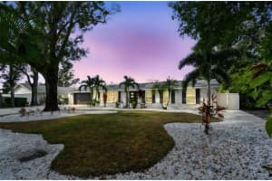 4918 N River Shore Dr, TAMPA