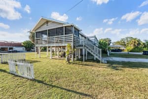 208 S Canal St Ruskin, FL 33570 - Off Market