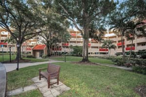 3062 EASTLAND BOULEVARD, CLEARWATER, FL 33761 - MLS#MFRTB8439786