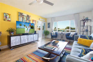 4725 COVE CIRCLE, ST PETERSBURG, FL 33708 - MLS#MFRTB8439829