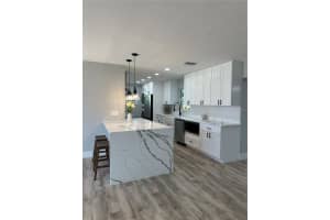 9805 110TH LANE, SEMINOLE, FL 33772 - MLS#MFRTB8439835