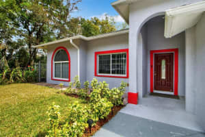 10907 48TH STREET, TAMPA, FL 33617 - MLS#MFRTB8439899