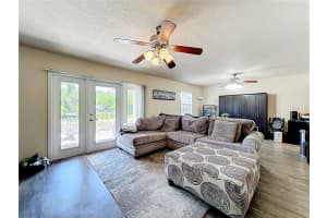 3885 POMPANO DRIVE, ST PETERSBURG, FL 33705 - MLS#MFRTB8439915