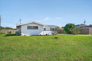 420 PALM CREEK DRIVE, ENGLEWOOD, FL 34223 - MLS#MFRTB8439993