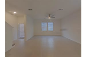 MLS# MFRTB8440020, Apopka, Florida 32703