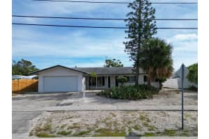 4540 BEACH DRIVE, ST PETERSBURG, FL 33705 - MLS#MFRTB8440103
