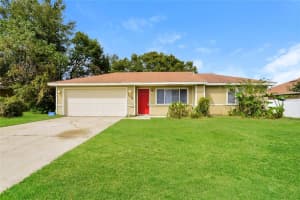 3036 Beal St, DELTONA