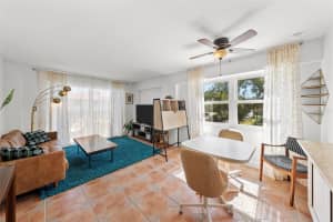 750 BURLINGTON AVENUE, ST PETERSBURG, FL 33701 - MLS#MFRTB8440166
