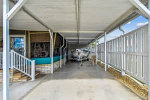 209 52ND AVENUE PLAZA, BRADENTON, FL 34203 - MLS#MFRTB8440189