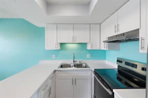 9895 1ST STREET, TREASURE ISLAND, FL 33706 - MLS#MFRTB8440223