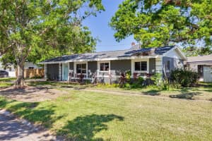 401 PATICA ROAD, ST PETERSBURG, FL 33702 - MLS#MFRTB8440238