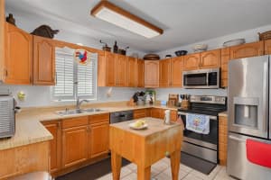 501 LOUDEN AVENUE, DUNEDIN, FL 34698 Sold 12/22/25