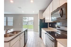 11829 CLARE HILL AVENUE, RIVERVIEW, FL 33579 - MLS#MFRTB8440261