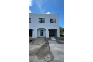 4370 CAMBIO GARDENS COURT, TAMPA, FL 33610 - MLS#MFRTB8440351