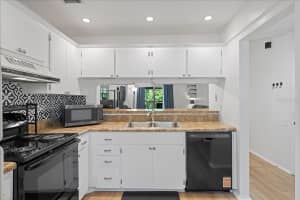5265 BAY DRIVE, CLEARWATER, FL 33764 - MLS#MFRTB8440404