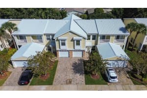 914 WOODBRIDGE COURT, SAFETY HARBOR, FL 34695 - MLS#MFRTB8440457