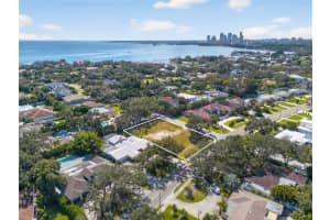 1101 SNELL ISLE BOULEVARD, ST PETERSBURG, FL 33704 - MLS#MFRTB8440472