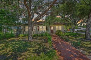 135 Nw Monroe Cir N, ST PETERSBURG 135 Nw Monroe Cir N, ST PETERSBURG