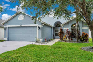 8218 Carriage Pointe Dr, GIBSONTON 8218 Carriage Pointe Dr, GIBSONTON