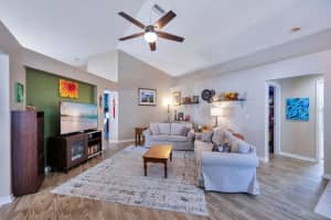 8218 CARRIAGE POINTE DRIVE, GIBSONTON, FL 33534 - MLS#MFRTB8440516