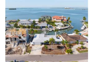 2250 LAGOON DRIVE, DUNEDIN, FL 34698 - MLS#MFRTB8440520