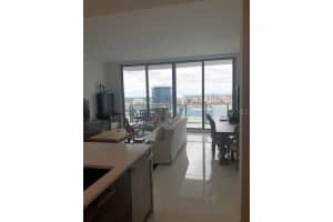 100 1ST AVENUE, ST PETERSBURG, FL 33701 - MLS#MFRTB8440530