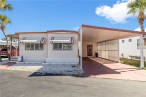 4851 W Gandy Blvd #b13l25, TAMPA