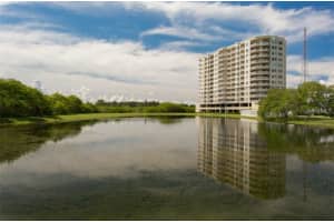 10851 MANGROVE CAY LANE, ST PETERSBURG, FL 33716 - MLS#MFRTB8440583