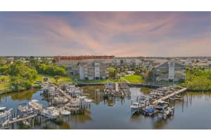 5567 SEA FOREST DRIVE, NEW PORT RICHEY, FL 34652 - MLS#MFRTB8440652