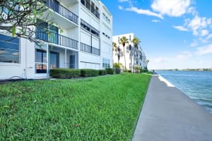 7625 SUN ISLAND DRIVE, SOUTH PASADENA, FL 33707 - MLS#MFRTB8440693