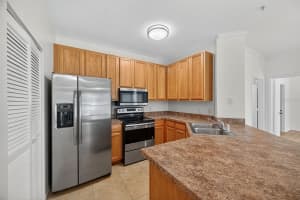 10103 COURTNEY OAKS CIRCLE, TAMPA, FL 33619 - MLS#MFRTB8440728