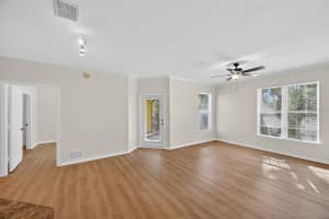 10103 COURTNEY OAKS CIRCLE, TAMPA, FL 33619 - MLS#MFRTB8440728