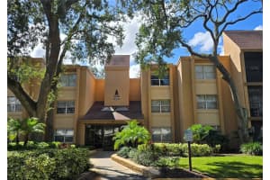 4411 Shady Terrace Ln #114, TAMPA