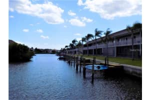 8804 BAY POINTE DRIVE, TAMPA, FL 33615 - MLS#MFRTB8440779
