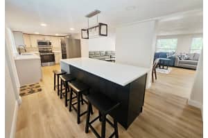 9218 MEMORIAL HIGHWAY, TAMPA, FL 33615 - MLS#MFRTB8440782