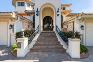 7974 9TH AVENUE, ST PETERSBURG, FL 33707 - MLS#MFRTB8440798