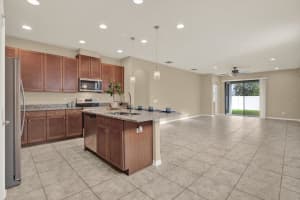 4706 WOODS LANDING LANE, TAMPA, FL 33619 - MLS#MFRTB8440827