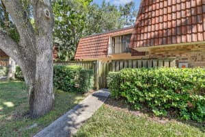 693 1st Ct, PALM HARBOR 693 1st Ct, PALM HARBOR