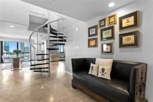 201 LAUREL STREET, TAMPA, FL 33602 - MLS#MFRTB8440863