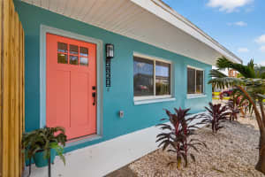 5820 FAIRFIELD AVENUE, ST PETERSBURG, FL 33707 - MLS#MFRTB8440898