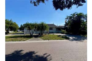 695 41ST STREET, ST PETERSBURG, FL 33713 - MLS#MFRTB8440920