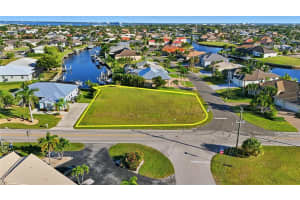 600 VIA TRIPOLI, PUNTA GORDA, FL 33950 - MLS#MFRTB8440957