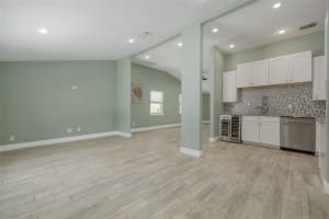 941 65TH STREET, ST PETERSBURG, FL 33707 - MLS#MFRTB8440997