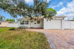 323 FREEPORT AVENUE, ST PETERSBURG, FL 33702 - MLS#MFRTB8441048