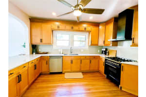 150 18TH AVENUE, ST PETERSBURG, FL 33704 - MLS#MFRTB8441132