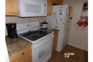 13612 VILLAGE DRIVE, TAMPA, FL 33618 - MLS#MFRTB8441185