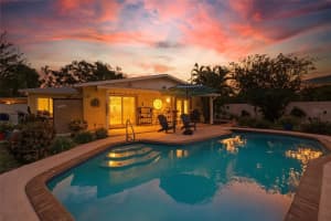 10310 OAKLEAF AVENUE, TAMPA, FL 33612 - MLS#MFRTB8441243