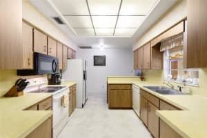 1104 CHERRY STREET, PLANT CITY, FL 33563 Sold 11/26/25