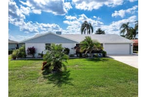 1606 BUNKER HILL DRIVE, SUN CITY CENTER, FL 33573 - MLS#MFRTB8441356